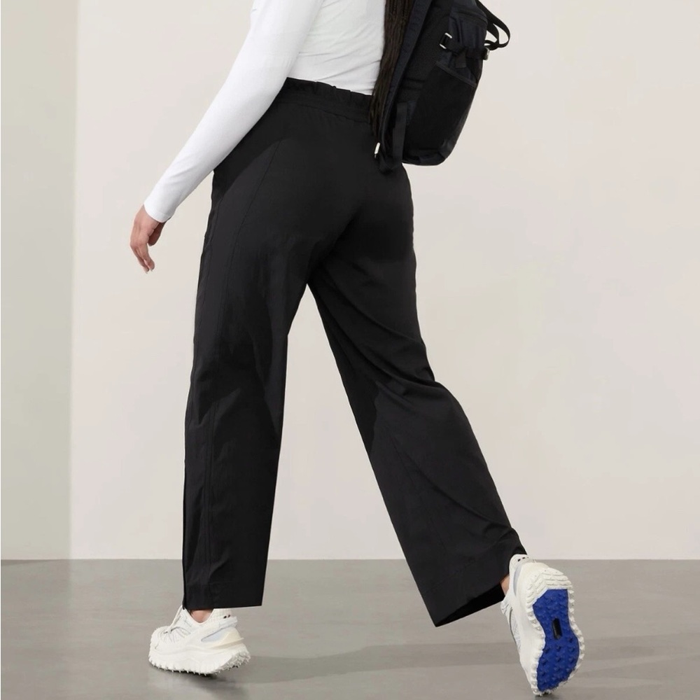 Athleta Trekkie High Rise Parachute Pants 14P Black - Picture 2 of 13